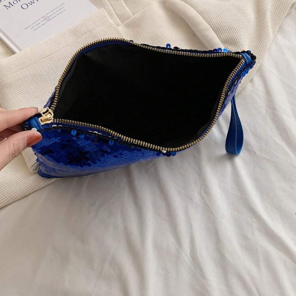 🪩 Sequins Large Clutch 🪩 - Picture 4 of 6